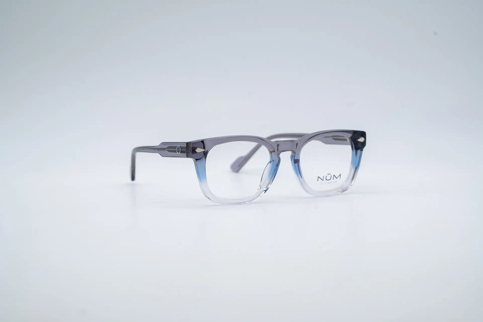Alex-gris-bleu-sansclip-2