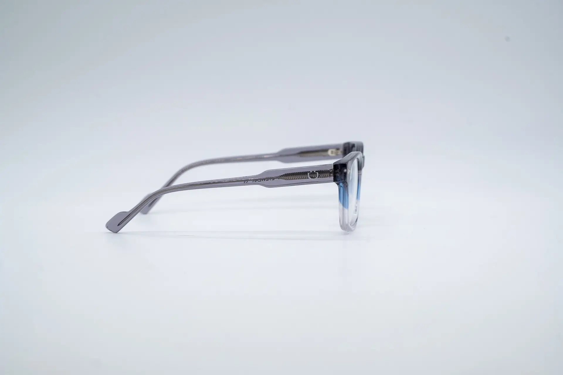 Alex-gris-bleu-sansclip-3