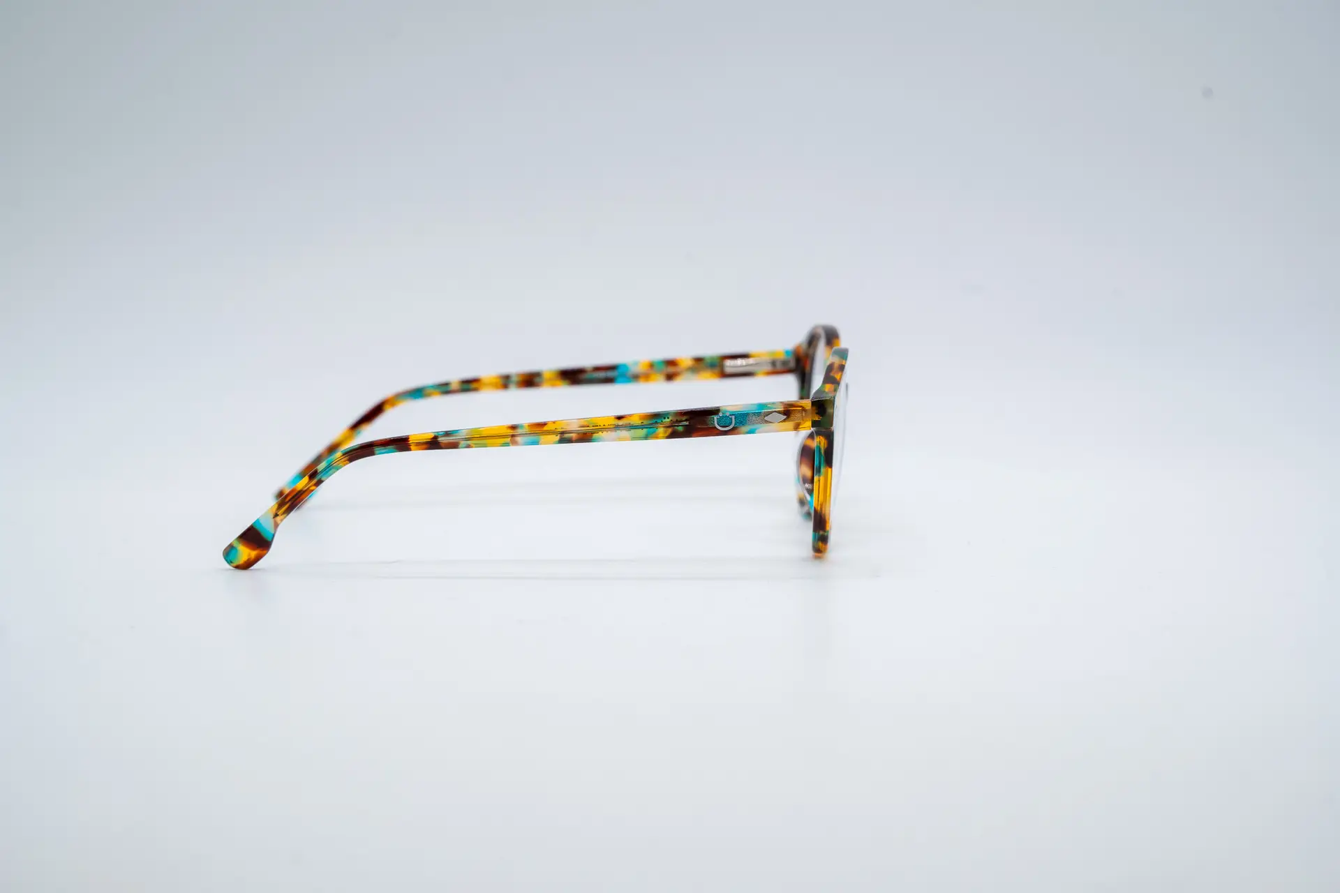 Billie-ecaille-multicolore-sansclip-3