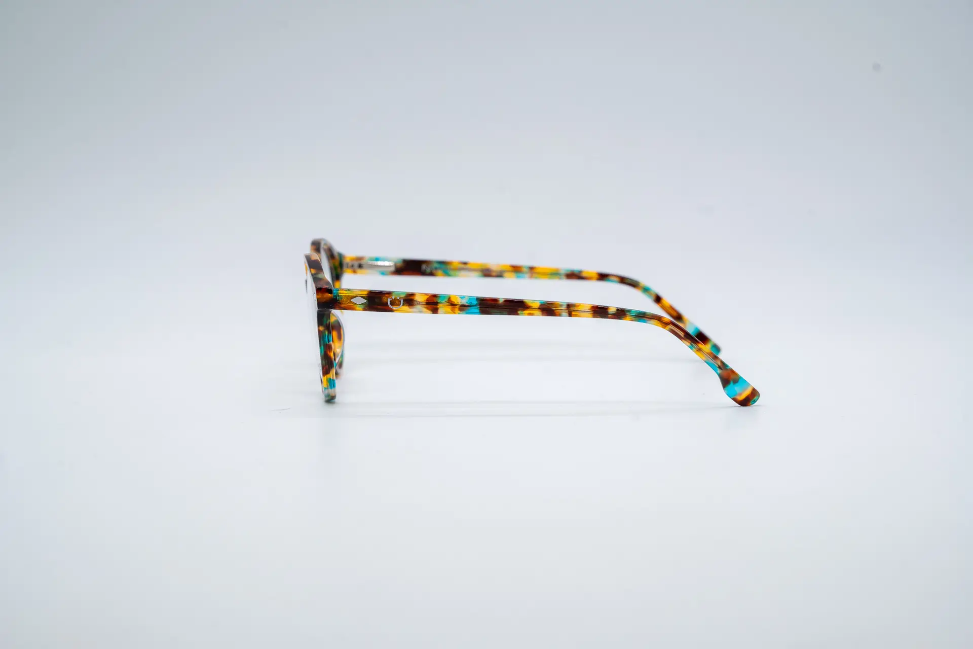 Billie-ecaille-multicolore-sansclip-4