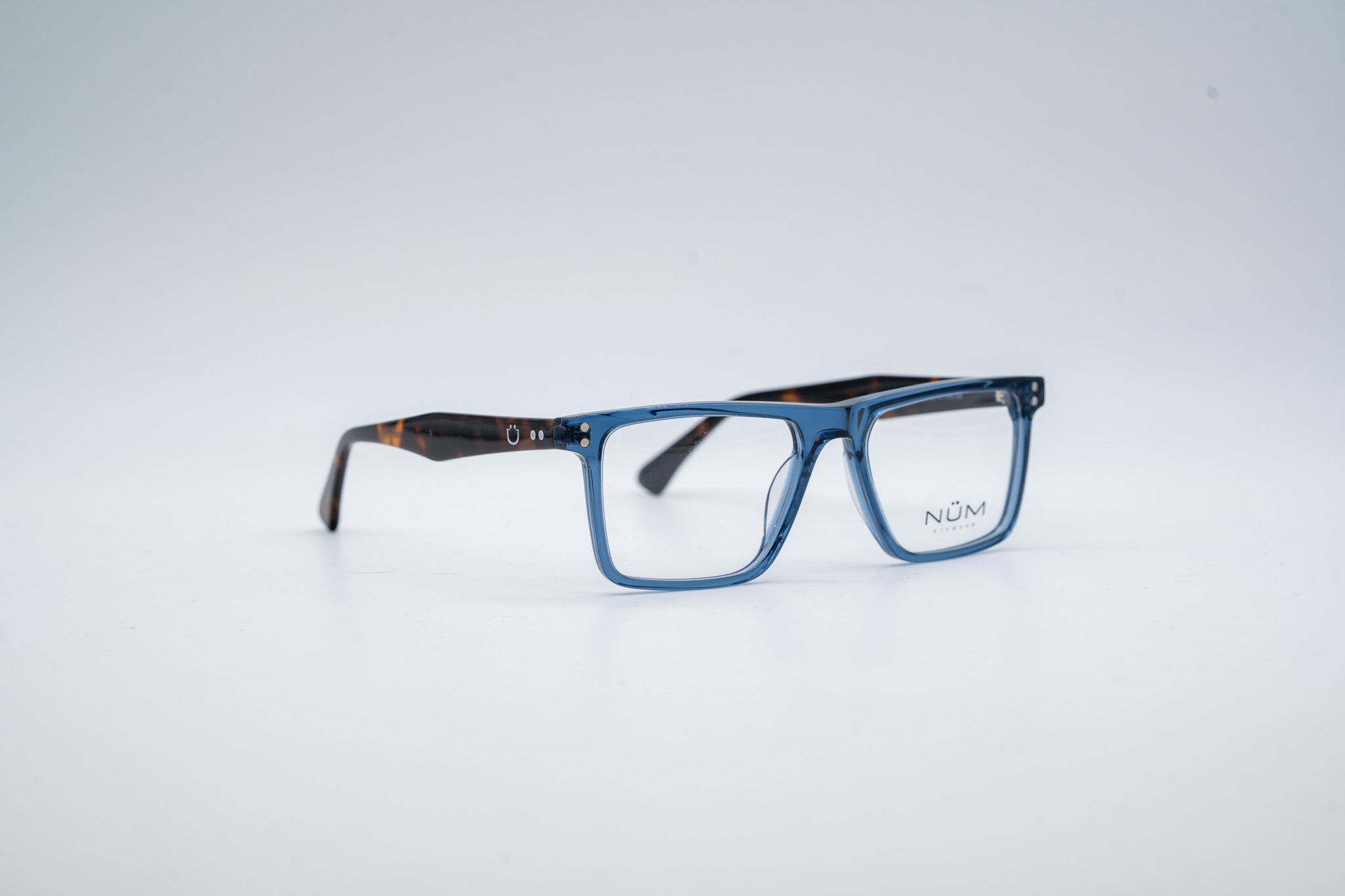 Eden-bleu-sansclip-2