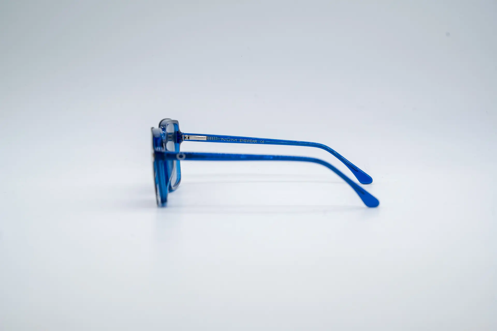 Loan-bleu-clip-4