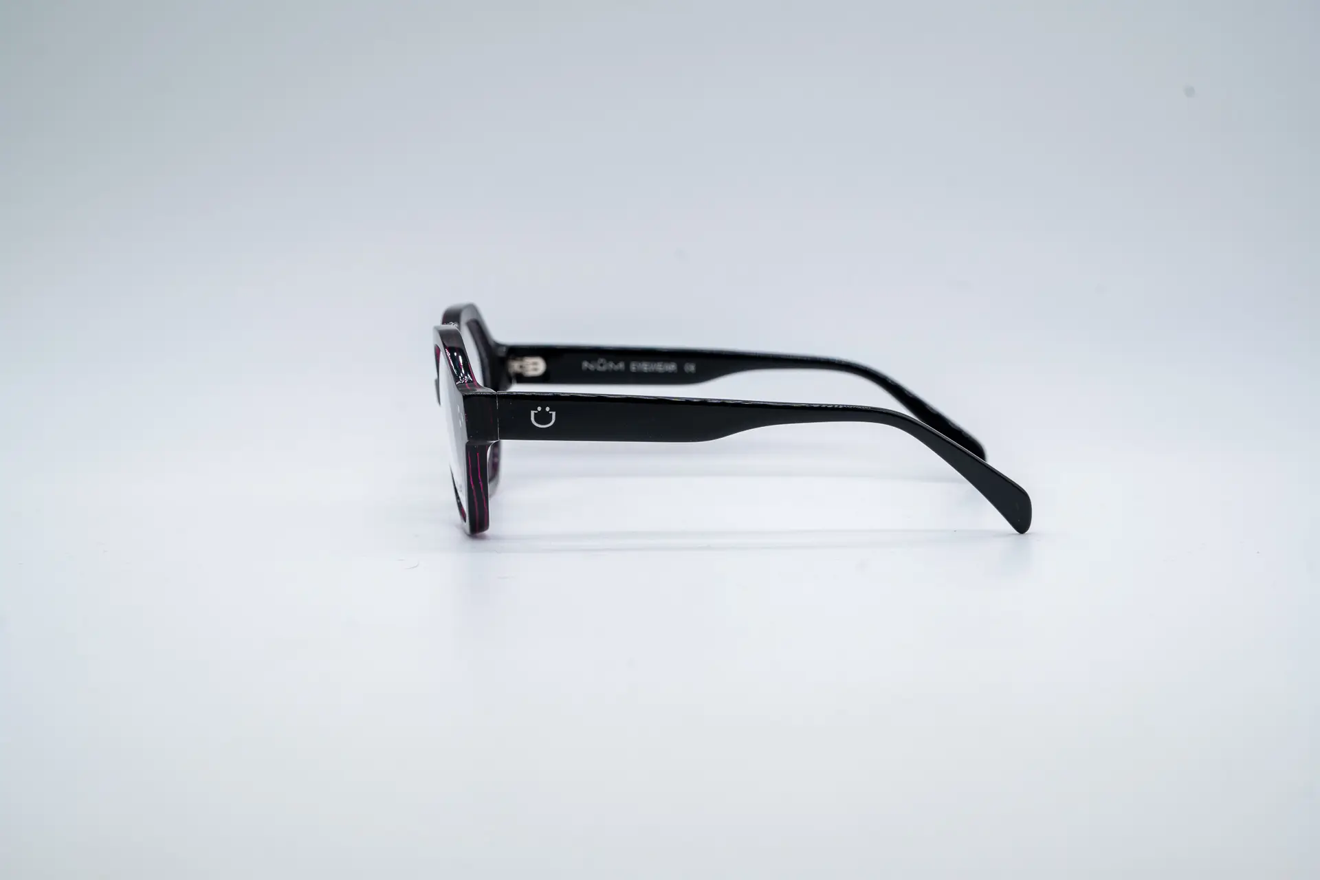 Morgan-noir-violet-sansclip-4